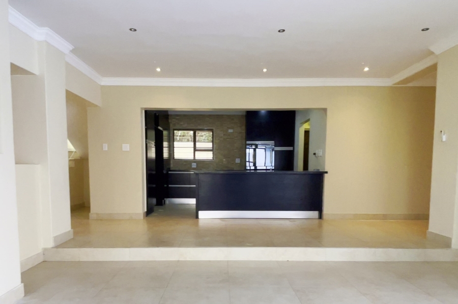 7 Bedroom Property for Sale in Sunset Beach Western Cape